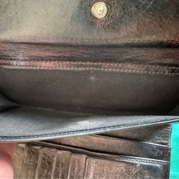 Chanel Black Quilted Leather Wallet - Picture 13 of 16